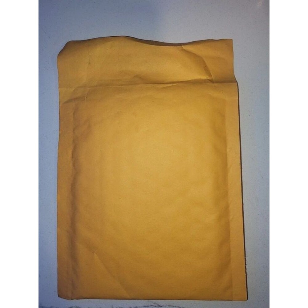 50 pks Bubble Mailers 4x5 Padded Shipping Envelopes, Self-Seal,